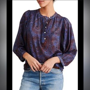 Alex Mill Blue and Red Buttoned 3/4 Sleeve Blouse. A8